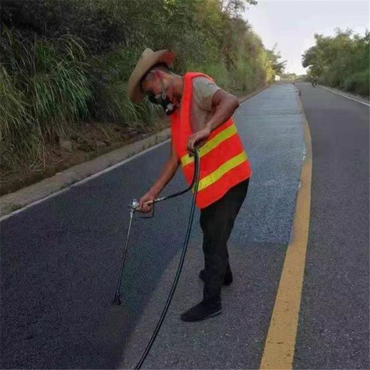 衢州 彩色防滑路面的底涂是保障路面附着力